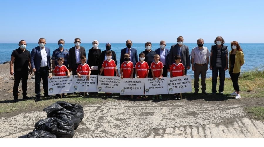 AK�AABAT�TA D�NYA �EVRE G�N� ETK�NL��� D�ZENLEND�