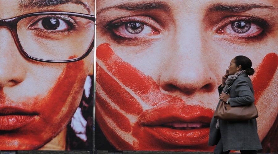 �ngiltere'de her d�rt kad�ndan ��� cinsel istismar ma�duru