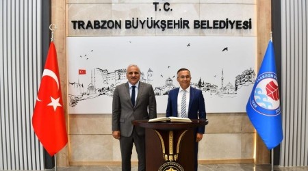 R�ze Valisi �eber ve Belediye Ba�kan� Metin B�y�k�ehir�i ziyaret etti