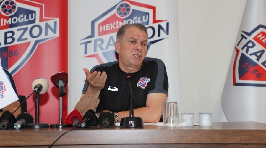 Hekimo�lu Trabzon FK Teknik Direkt�r� Bahaddin G�ne� bas�n toplant�s� d�zenledi