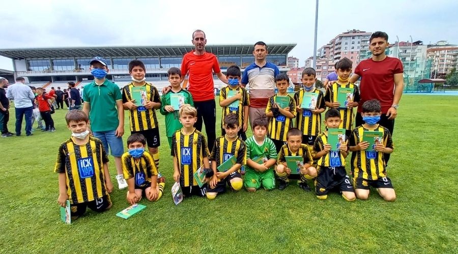 Gen�lik ve Spor Bakanl��� Spor Okullar� ve Engelsiz Spor Okullar� a��l�� t�reni yap�ld�