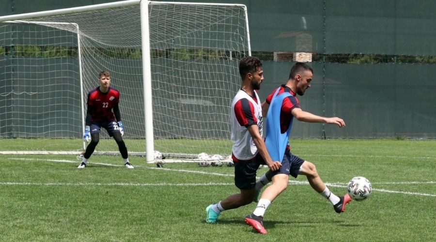 Hekimo�lu Trabzon FK Yeni Sezona Haz�rlan�yor