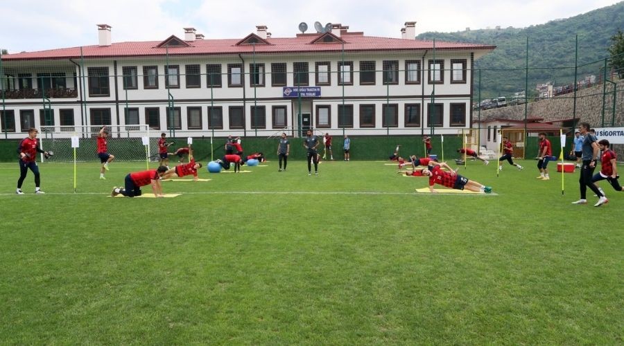 Hekimo�lu Trabzon FK Yeni Sezon Haz�rl�klar�na Devam Ediyor