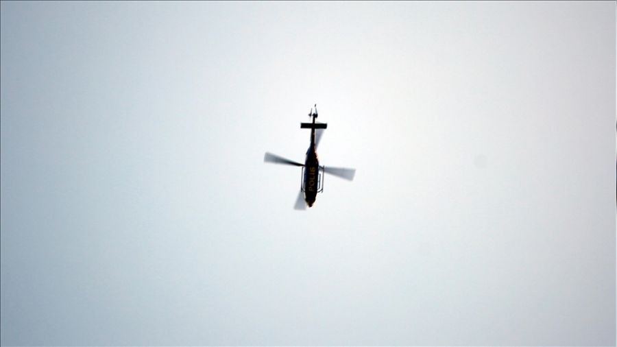 ��inde 4 T�rk vard�, �talya kaybolan helikopteri ar�yor