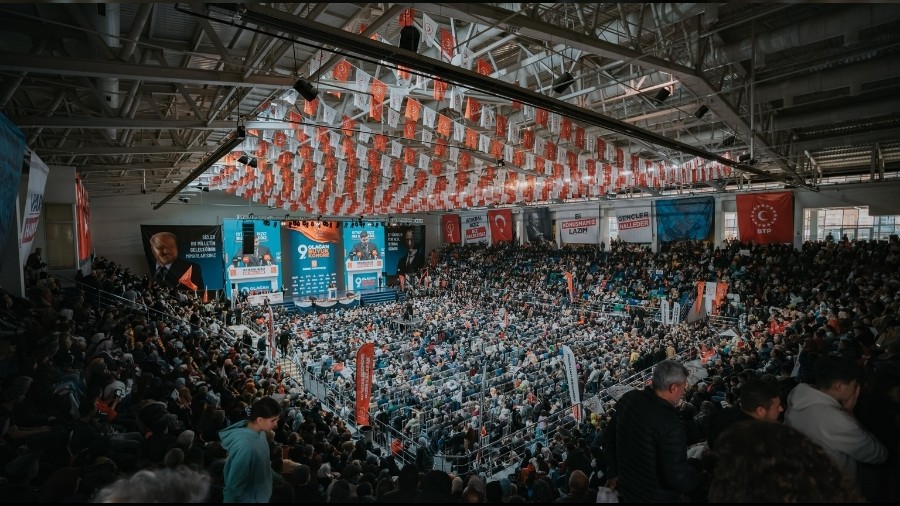 �stikbal Biziz, Biz Gelece�iz