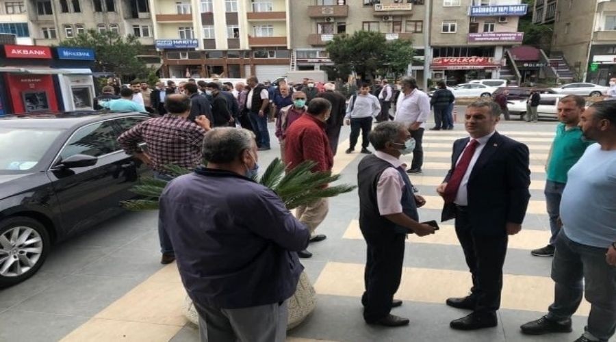Yomra'da Belediye Ba�kan� B�y�k'a silahl� sald�r�
