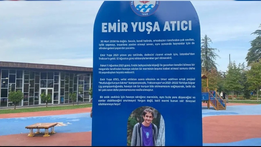 Emir Yu�a At�c��n�n an�s� ya�at�l�yor