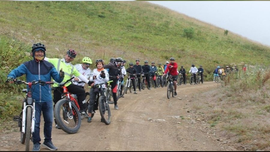 Tehlikeli yolda pedal �evirdiler