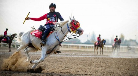 Erzurum�da cirit heyecan�