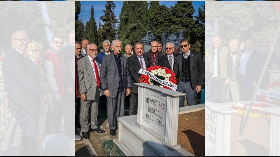 R�fat Dedeo�lu Kabri Ba��nda An�ld�
