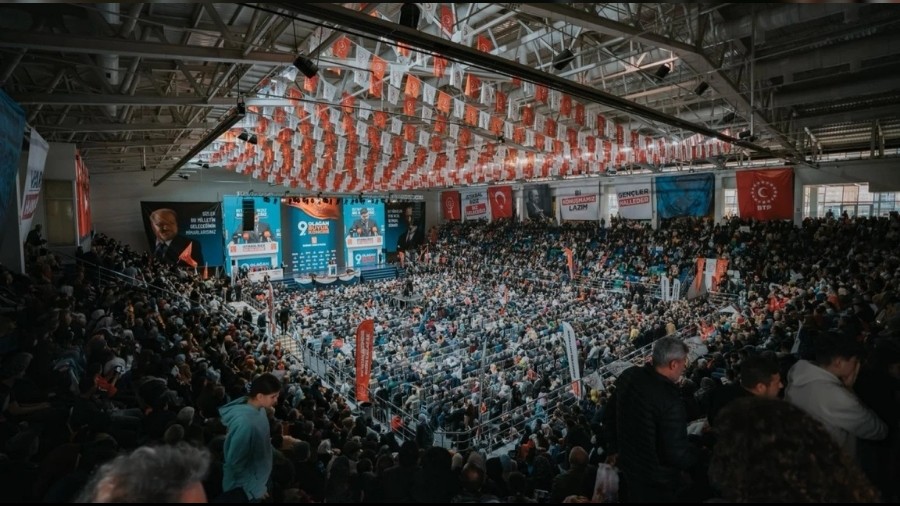 Spor Yorumcular�ndan Fatih Tekke�ye Tam Destek