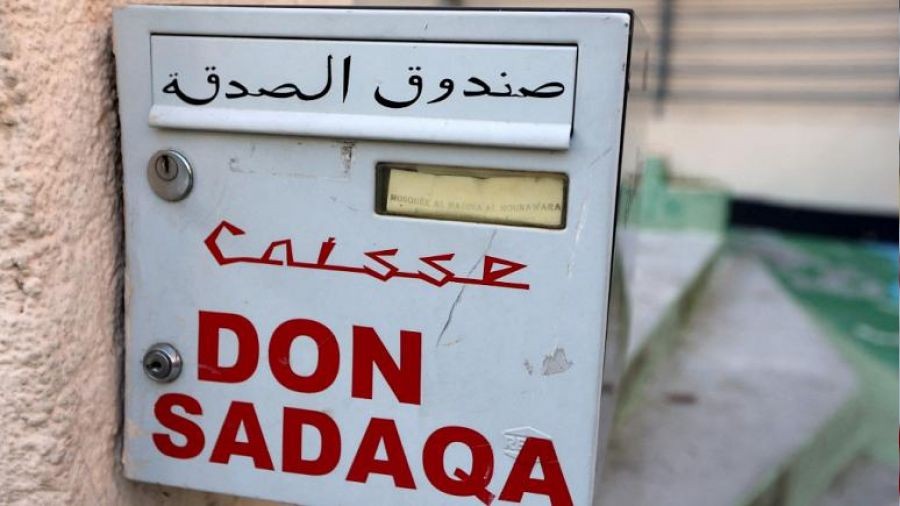 Fransa'da camiler bir bir kapat�l�yor