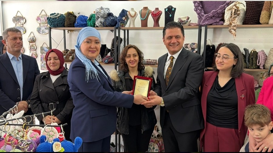 Trabzon'da Engel Tan�mayan Kad�nlar Etkinlik ve Dayan��ma Merkezi a��ld�!