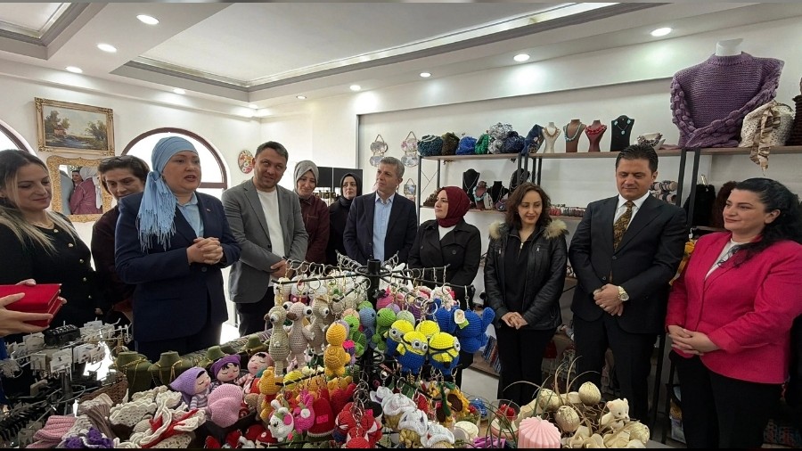 Trabzon'da Engel Tan�mayan Kad�nlar Etkinlik ve Dayan��ma Merkezi a��ld�!