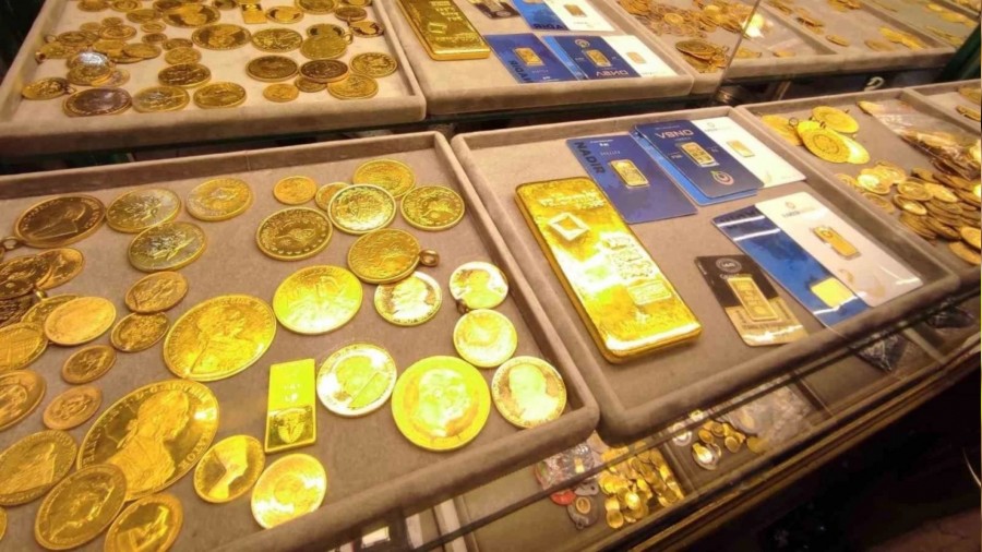 Alt�n 4 bin TL'yi a�t�