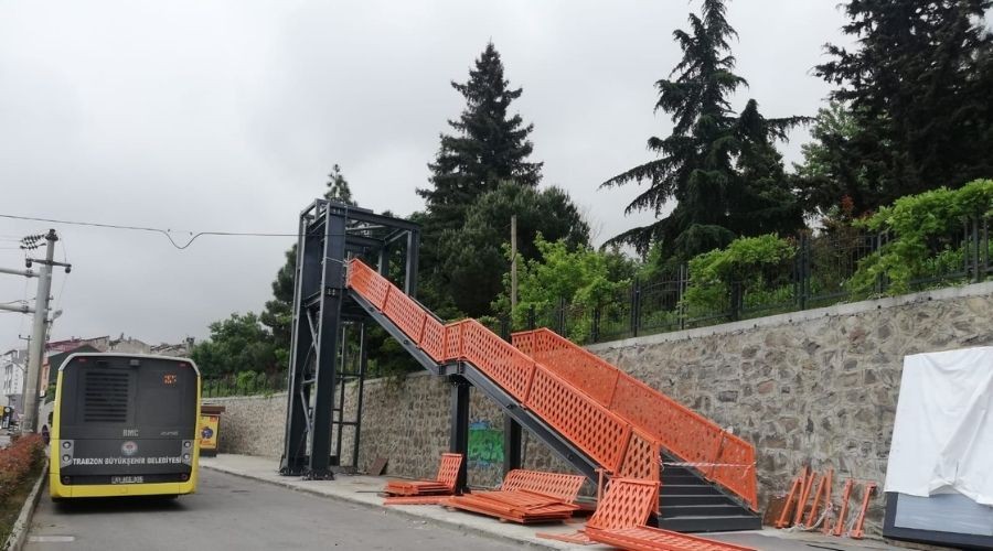 B�Y�K�EH�R �ST GE��TLERE ASANS�R YAPIYOR