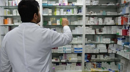 Hastalar ila�lar�n� alam�yor