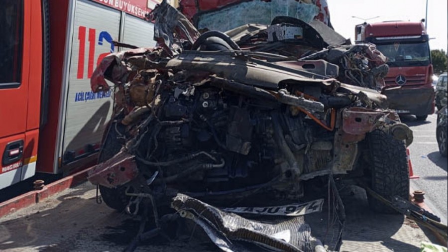 Samsun'da feci kaza! Kar� koca hayat�n� kaybetti