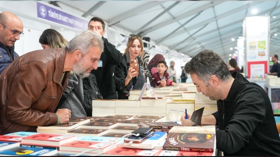 Yo�un �lgi Devam Ediyor